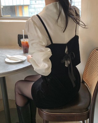  Áo Yếm Thắt Nơ Đen Không Tay 70100 