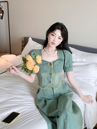 Set Váy Áo Denim Mùa Hè Mới Vòng Cổ Rộng Thùng Thình Hiển Thị Gầy Trăm Đáp A Chữ Trung Váy