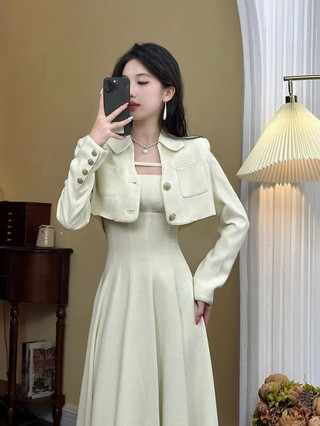 Váy Hai Dây Dáng Dài Kèm Áo Khoác Ngắn Kiểu Pháp Học Viện Phong Cách Nữ Xa Xỉ Thời Trang Mùa Thu