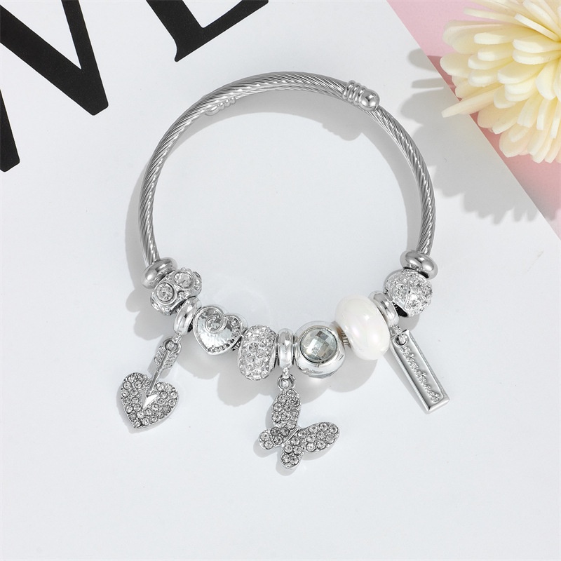 Xiaoboacc Vòng Tay Chuỗi Hạt Bằng Thép Không Gỉ Hình Mèo May Mắn Đính Kim Cương Sang Trọng Cho Nữ