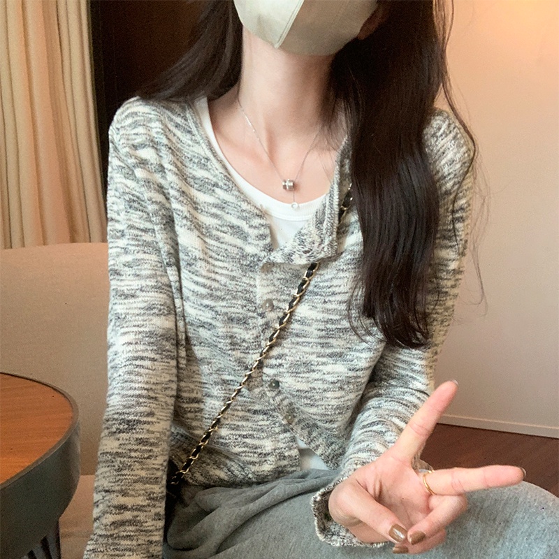 Áo cardigan Cổ Tròn Dáng Ôm Đơn Giản 68611