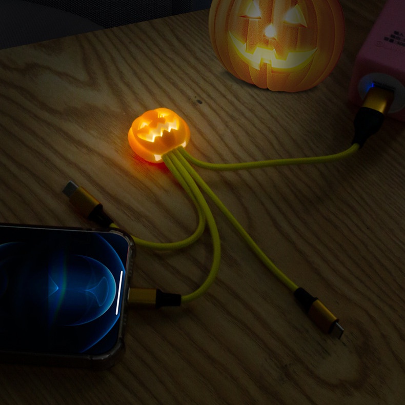 Mới Dây Cáp Sạc Ba Trong Một Đa Năng Có Đèn Hình Quả Bí Ngô Trang Trí halloween