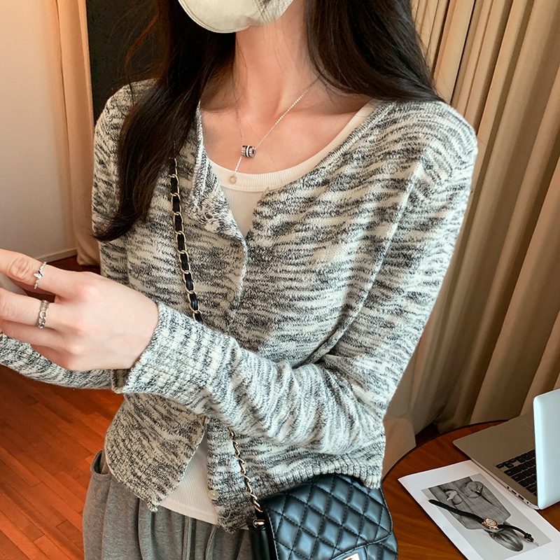 Áo cardigan Cổ Tròn Dáng Ôm Đơn Giản 68611