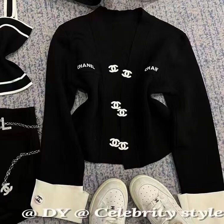 Áo hoodie Dài Tay Thiết Kế Mới Năng Động Thời Trang Dành Cho Cả Nam Và Nữ