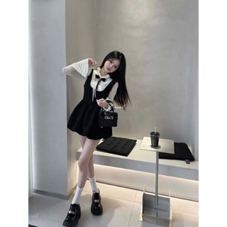  Set Váy Yếm Nhung Tăm Đen Dáng Xòe Bồng Và Áo Len Ren Trắng Dài Tay Loe Cổ Bèo Đính Nơ Kiểu Dáng Tiểu Thư Dễ Thương 