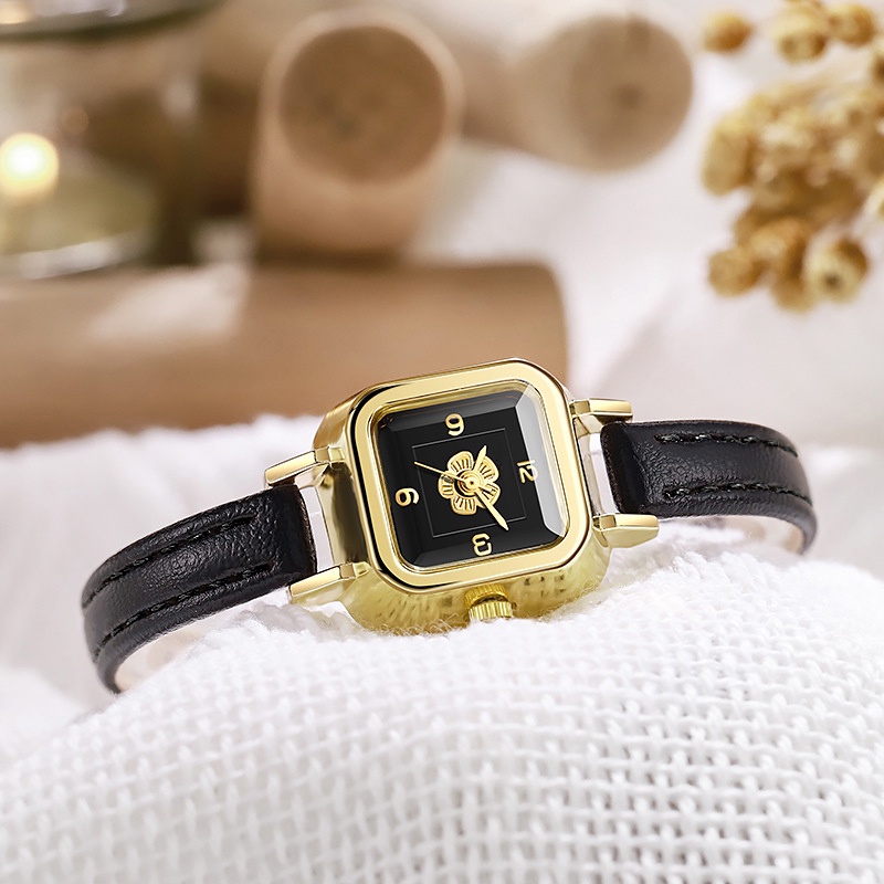 Đồng Hồ Đeo Tay Dây Da Mặt Vuông Nhỏ Họa Tiết Hoa Thời Trang Cho Nữ