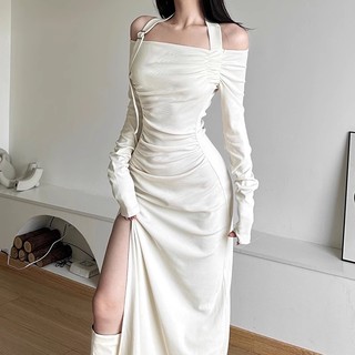 Váy Dài Xẻ Tiệc Trà Nghỉ Nhẹ Nhàng Phong Cách Thiết Kế Nếp Năn Chân Dài Treo Cổ Váy Nữ Xuất Hiện Gầy