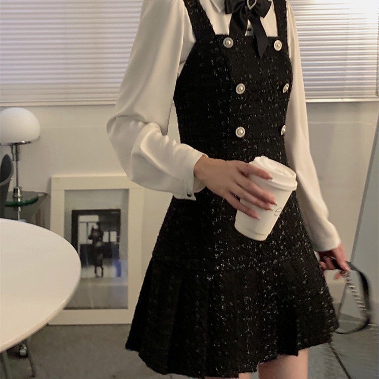 Váy Dạ Nữ Thu Đông Mới Xếp Li Nhỏ Hương Phong Vừa Vặn Cao Eo Dây Đeo Váy Áo Sơ Mi Trắng Phù Hợp Với Phụ Nữ