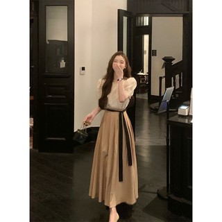 Set Đồ Mùa Hè Mới Nhất Hàn Quốc Khí Chất Lộ Vẻ Gầy Áo Ren Chân Váy Xếp Nếp Thắt Lưng Bộ Cao Cấp Thiết Kế Đơn Giản