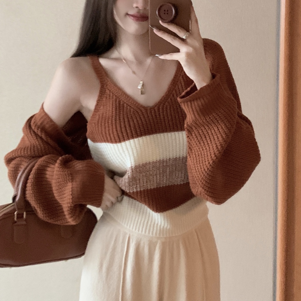 Bộ Áo Hai Dây + Áo Khoác cardigan Dệt Kim Cổ Chữ v Xinh Xắn Theo Phong Cách Mùa Đông 685