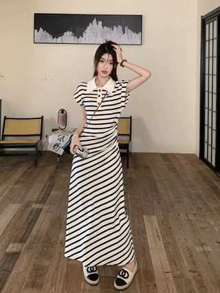 Váy Thun Dáng Dài Tay Hến Cổ Polo Phiên Bản Hàn Quốc Kẻ Sọc Mùa Hè Năng Động