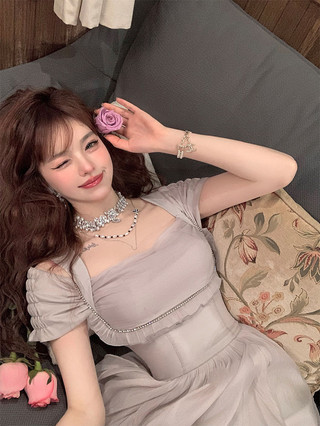 Phong Pháp Lãng Mạn Váy Siêu Tiên Dài Trung Bình Phong Cách Mới Giàu Có Ngàn Vàng Nặng