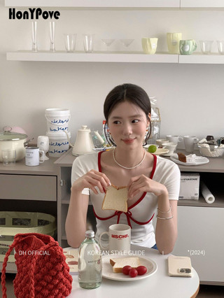Honypove Áo thun cổ chữ v màu tương phản dành cho nữ Slimer Look Bow Top