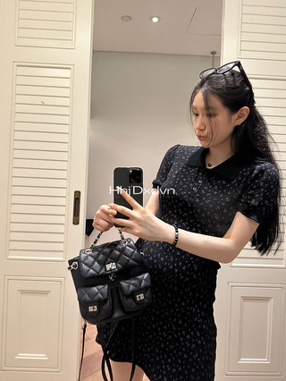 Đầm dệt kim ngắn tay có ve áo màu đen mùa hè 2024 in họa tiết cổ điển hẹp mỏng hơn trông S