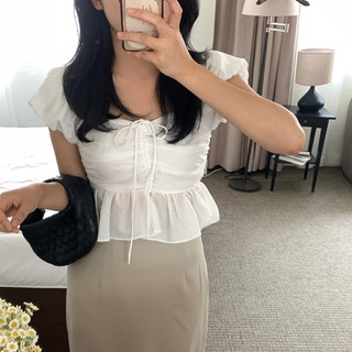 75025 Áo sơ mi ngắn eo hẹp có dây rút ngọt ngào