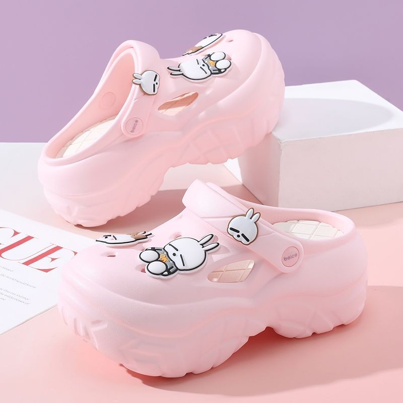 Giày Croc Nữ Mùa Hè Đế Dày Slip-On Slip-On Người Nhỏ Mặc Ngoài Trời Phong Cách Nóng Tăng Thời Trang Hai Cánh Bea