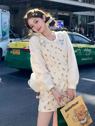 Áo Sơ Mi Dễ Thương Thiết Kế Retro Gấu Đầm 2024 Phong Cách Mới Ngọt Ngào Preppy Phong Cách Dễ Thương Giảm Tuổi Dây Đeo Váy