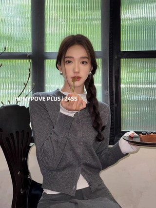 Honypove Áo Len Xám Lớp Bên Trong Nữ Mùa Thu 2024 Phong Cách Mới Áo Len Ngắn Áo Khoác