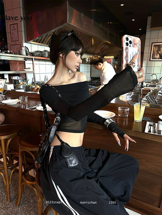 Áo thun một vai Gạc co giãn Hot Girl Gợi cảm Slim-Fit Black Top