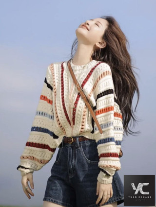  Spring Go Áo len dài tay sọc phong cách mới dành cho nữ Móc bên ngoài rỗng cổ tròn Áo len ngắn dành cho nữ Áo len nhỏ