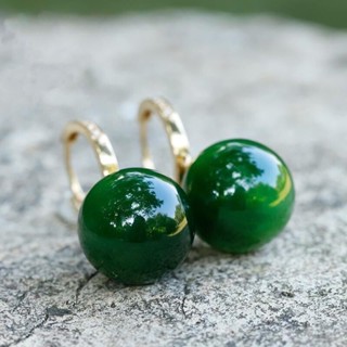 Đơn giản, thời trang và thanh lịch, Bông tai giống như quý cô, Bông tai ngọc lục lam Hetian ngọc chuyển hạt xanh, Bông tai cho các bà mẹ 2024.7.9