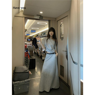Bộ đồ thời trang mùa hè dành cho nữ 2024 Phong cách mới Máy cẩn thận lệch vai Áo thun màu xám Drape Váy viền lớn Bộ đồ hai mảnh