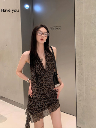Da Báo In Xoay Cổ Dây Cổ Sling Đầm Nữ Mùa Hè Ruy Băng Eo Eo Ôm Hơn Nhìn Nóng Cô Gái Dây Váy Ngắn