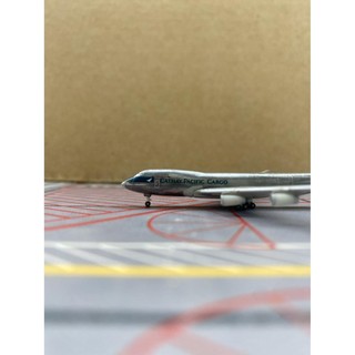 Hogan 1/1000Mô hình máy bay nhỏ hoàn thiện bằng hợp kim Cathay Pacific Boeing 747-400F B-HUL