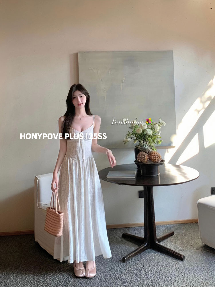 Honypove  2025 Mùa Hè Đi Lại Đơn Giản Phù Hợp Với Cổ Chữ V Cổ Hẹp Eo Treo Váy Nữ | BigBuy360 - bigbuy360.vn