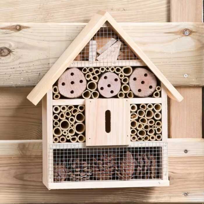 Nhà Hàng Gần Natural Wood Stonesmith Insect Lodge Bee House