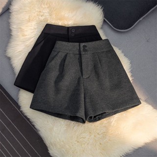 Quần short nữ mùa thu đông 2024 màu xám cao eo quần đùi rộng