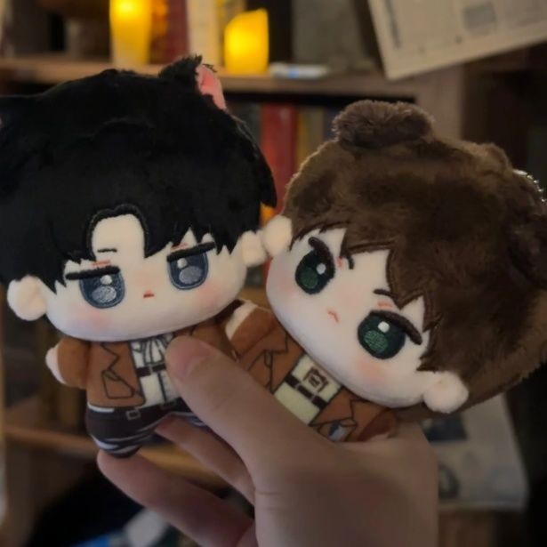 🔥Attack on Titan🔥Levi Ackerman Búp bê Anime doll Móc khóa Thám hiểm Titan Levi Gấu bông dễ thương