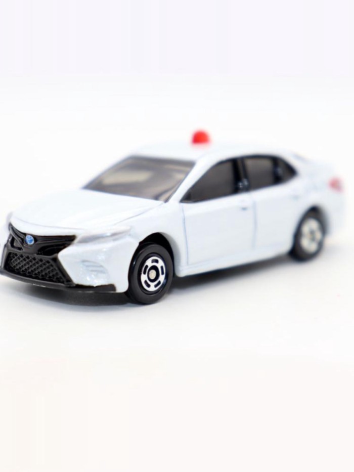T TOMY 31 TOMY Xe Hợp Kim Xe 1 64 Toyota Camry Xe Cảnh Sát Ô Tô Mô Hình Đồ Chơi Mô Hình Ngoài In Mô 
