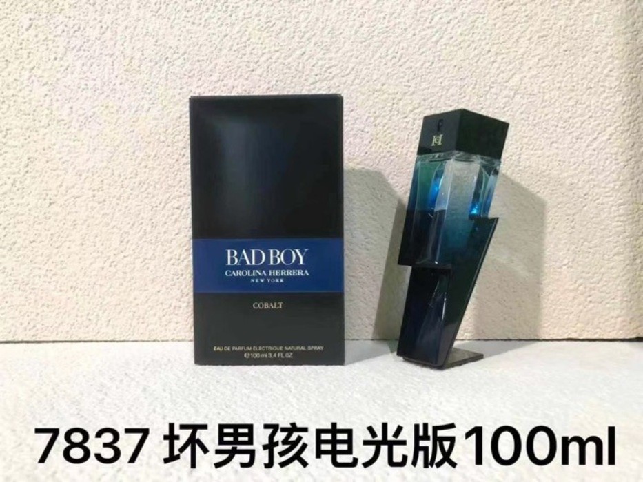 Nước hoa trang trọng Hot Style Việt Nam Bad Boy Electric Light Edition Phiên bản cao cấp Black Bad B