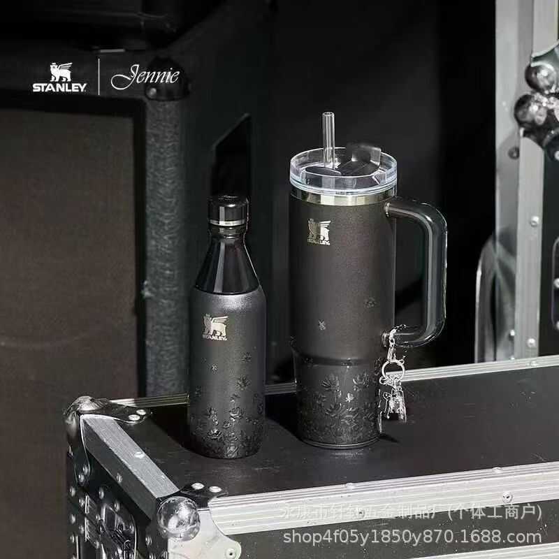 Jennie Đồng Thương Hiệu Phiên Bản Giới Hạn Stanley Thế Hệ 2 Cốc Nước Stanley Car Cup Stanley Thermos