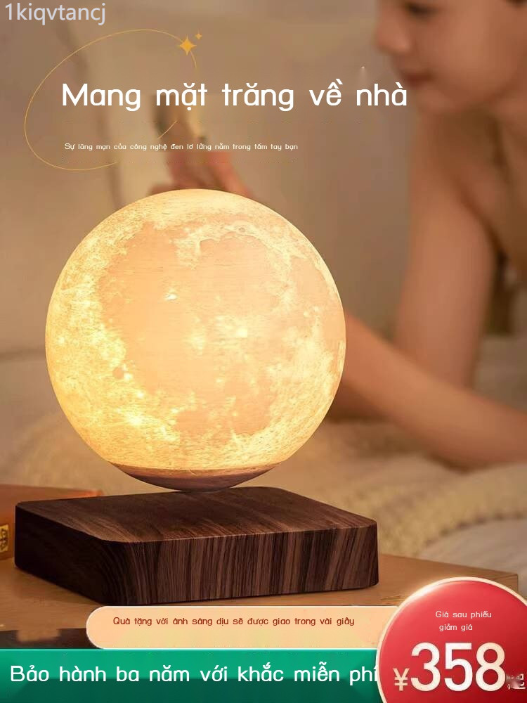 [Ảnh thật/Sẵn] Đèn tặng Giáng phòng ngủ cạnh giường đèn bàn sáng tạo cao cấp bay lơ lửng mặt trăng