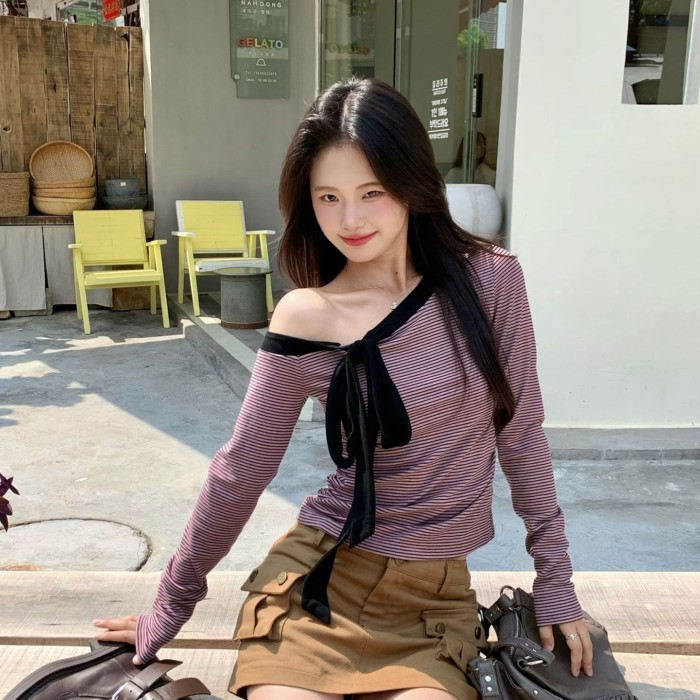 New Korean Style Off-shoulder T-shirt For Women, Super Popular Striped Off-shoulder Lace-up L
