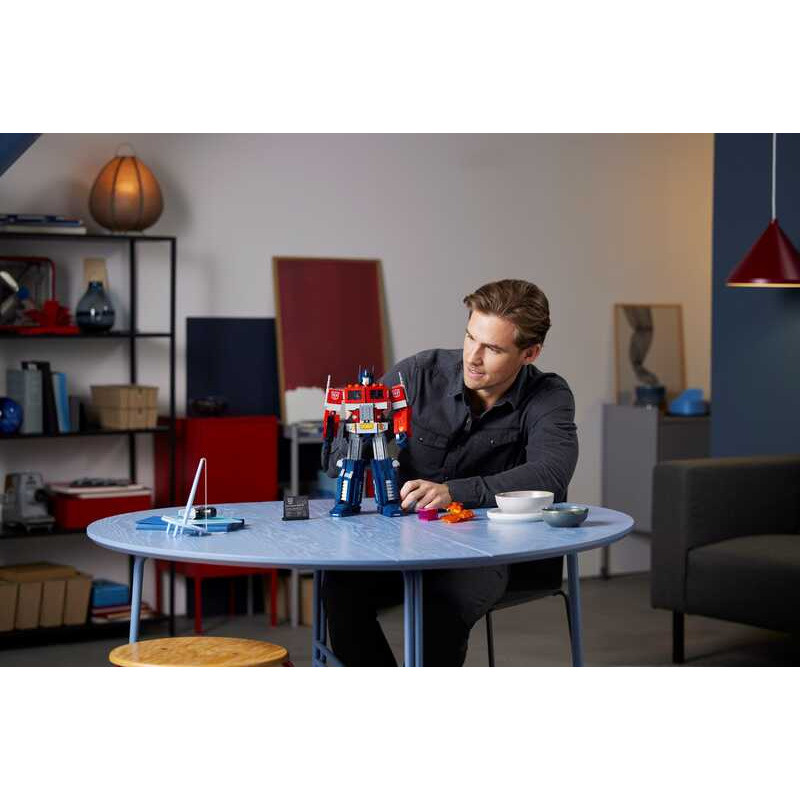 Bộ lắp ráp LEGO Optimus Prime 10302