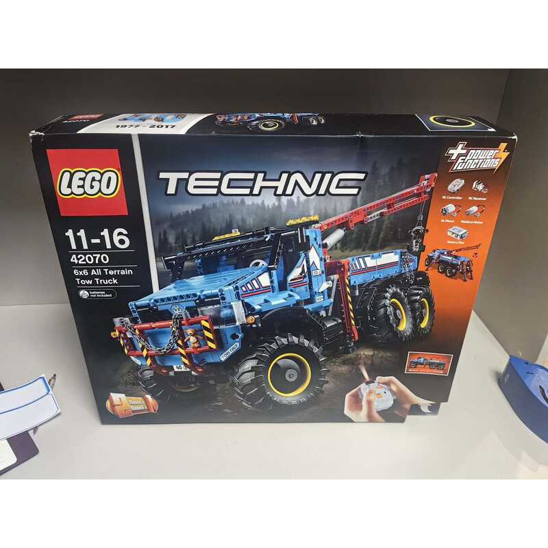 LEGO 42070 Xe bán tải địa hình điều khiển từ xa, ảnh thực tế.
