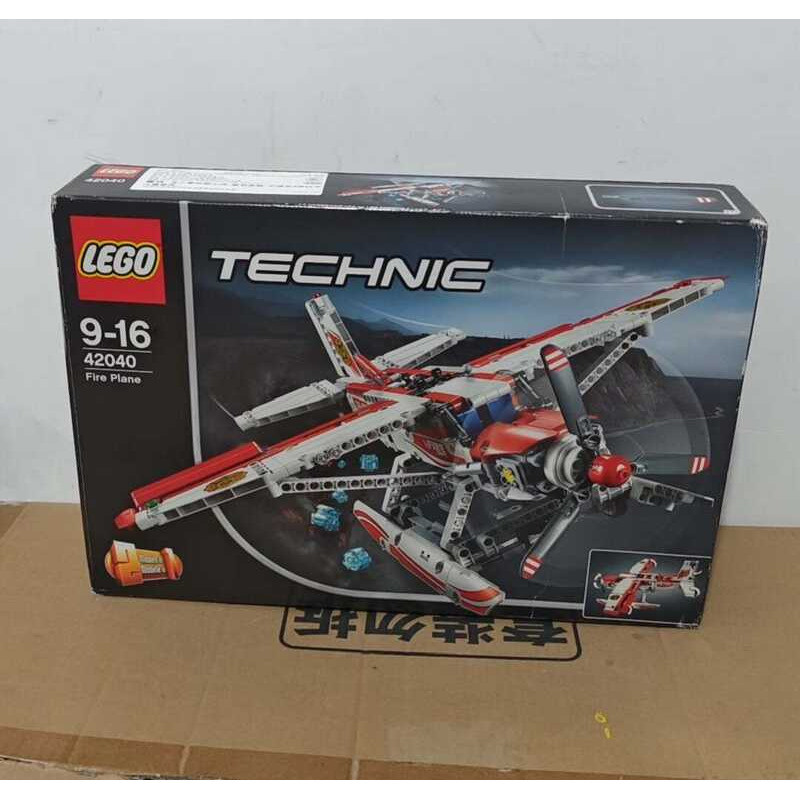 LEGO 42040 Máy bay cứu hỏa