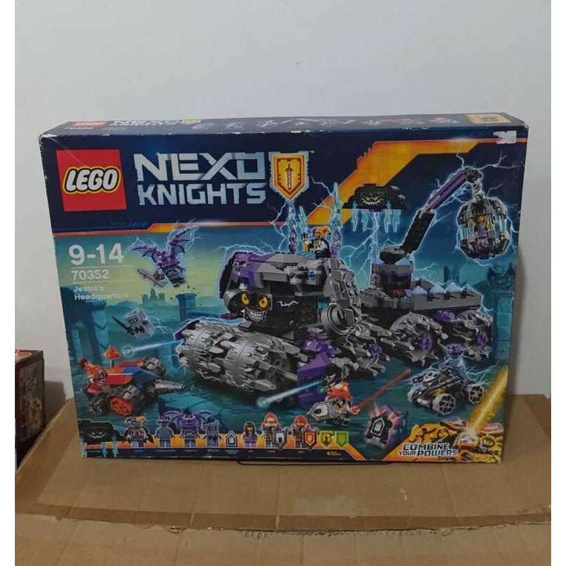 LEGO 70352 Căn cứ xe ngựa Thunderstone của Joker