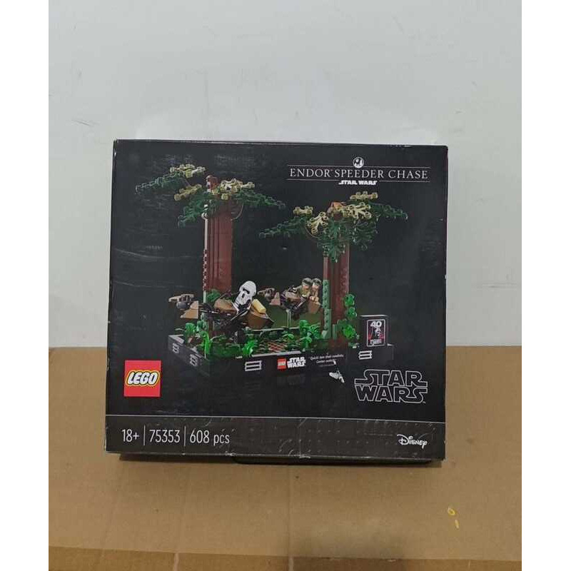 LEGO 75353 Cuộc rượt đuổi xe máy ở Endor