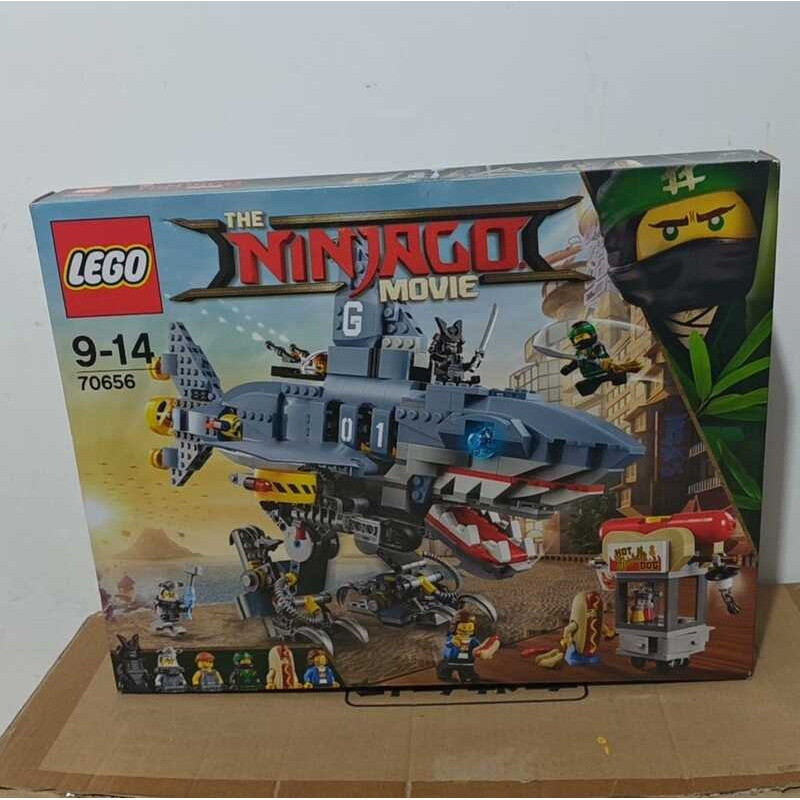 LEGO 70656 Robot Cá Mập Khổng Lồ của Garmadon