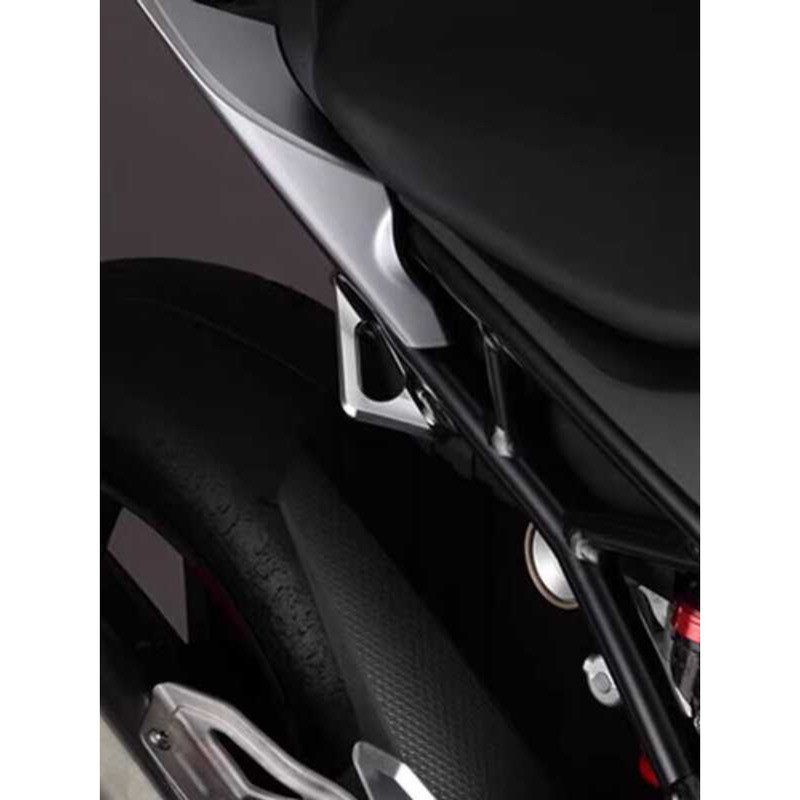 Thích hợp cho DUCATI V4 Street Fighter Sửa đổi Bàn đạp phía sau Loại bỏ DUCATI V4S R Khung cố định k