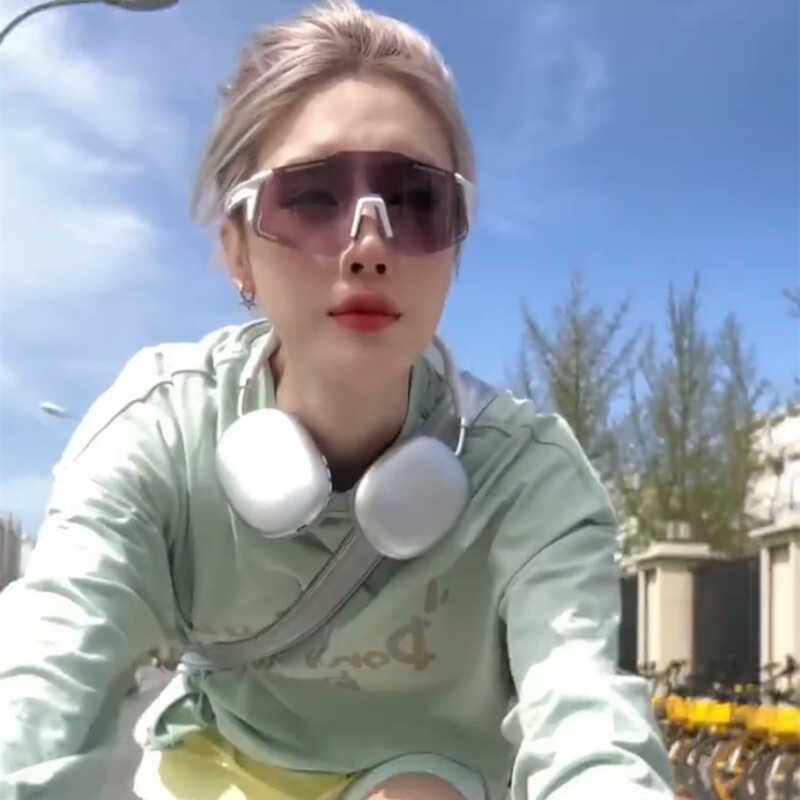 Kính chống gió ngoài trời gắn liền không khung dành cho nữ Kính đi xe đạp Kính ban ngày Đêm sử dụng 