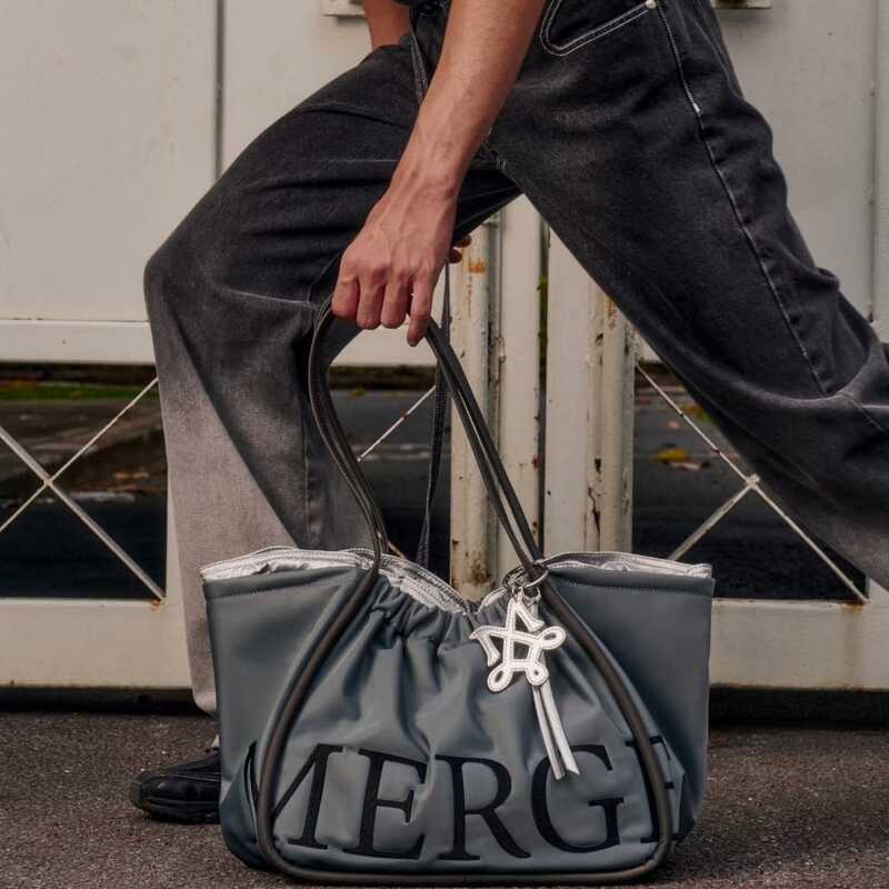 Thái Lan MERGE Túi Vải Chống Thấm Nước Dung Tích Lớn Túi Tote 2025 Thời Trang Một Vai Nách Túi Nữ