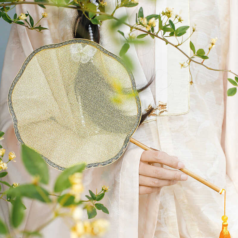 Đặt hàng Đất hiếm Golden Raven Silk Group Fan Tô Châu Quà Tặng Quạt Thủ Công Phong Cách Trung Quốc R