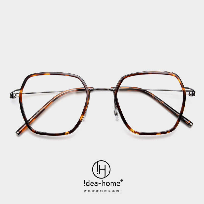 Kính cận thị nữ Kalin thiết kế khung vuông mỏng, tự tin selfie