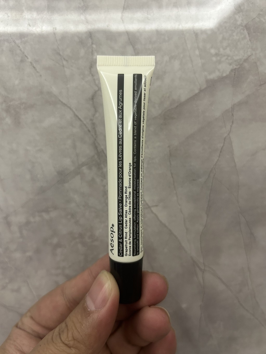 Son dưỡng môi Fashion / 42 Aesop Cedar Orange Fragrance Lip Balm 9ml Ed8