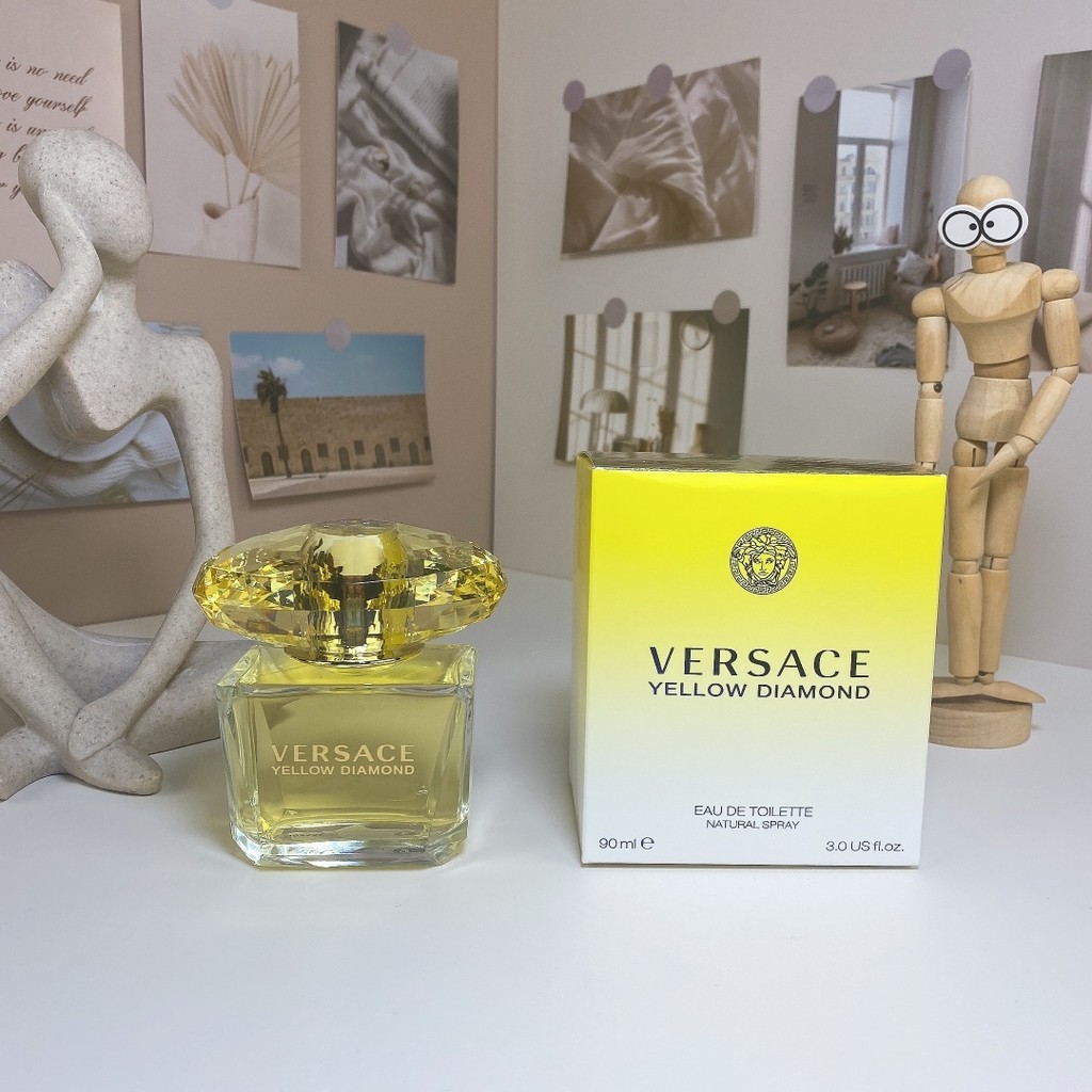 Doanh nghiệp mới về P55. Bao bì mới Phantom Golden Diamond Citrine 90ml Versace Yellow Diamond, 2011